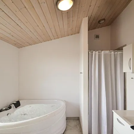 Three-bedroom In * Orsted (Midtjylland)